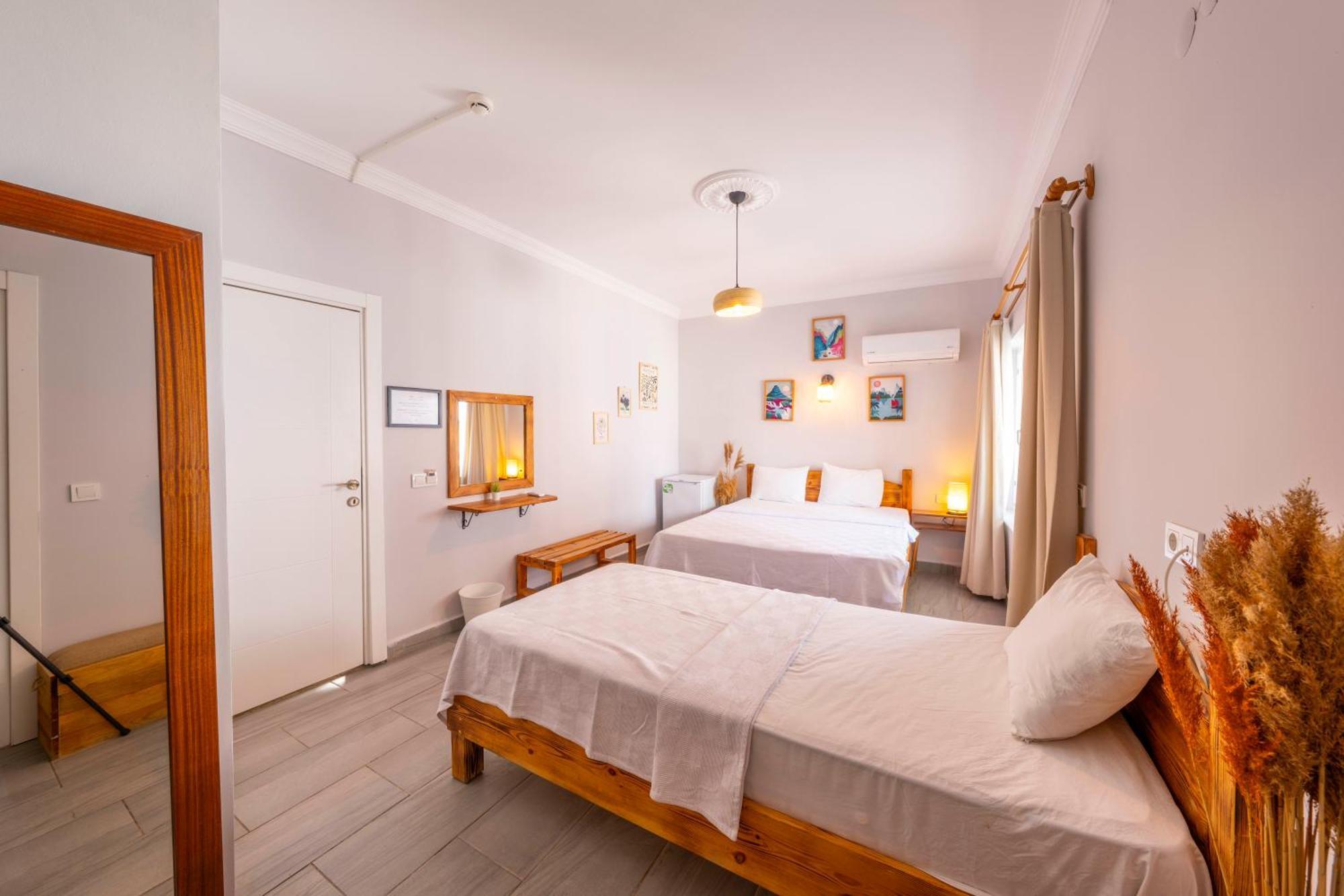 Larex Otel 卡斯 外观 照片